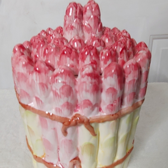 None Kitchen Rare Asparagus Cookie Jar Ceramic Poshmark